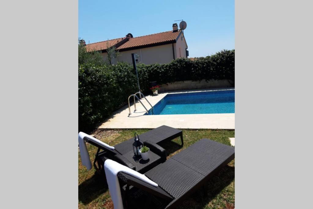 For Families Only - Casa Nora Novigrad Villa Novigrad  Exterior photo